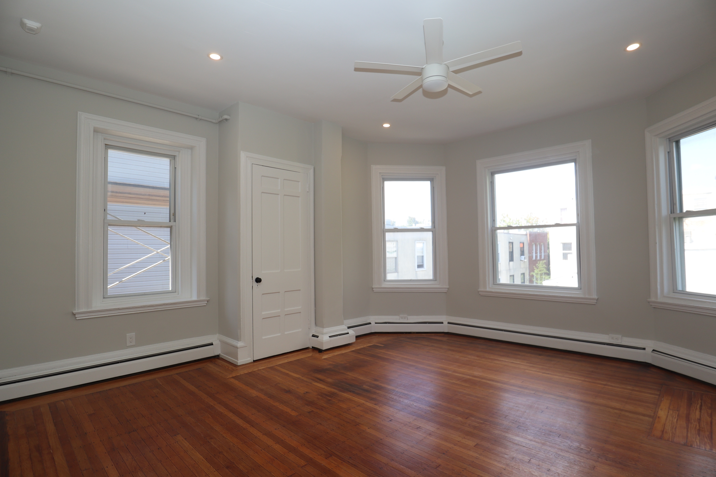 1919 Green Street - I